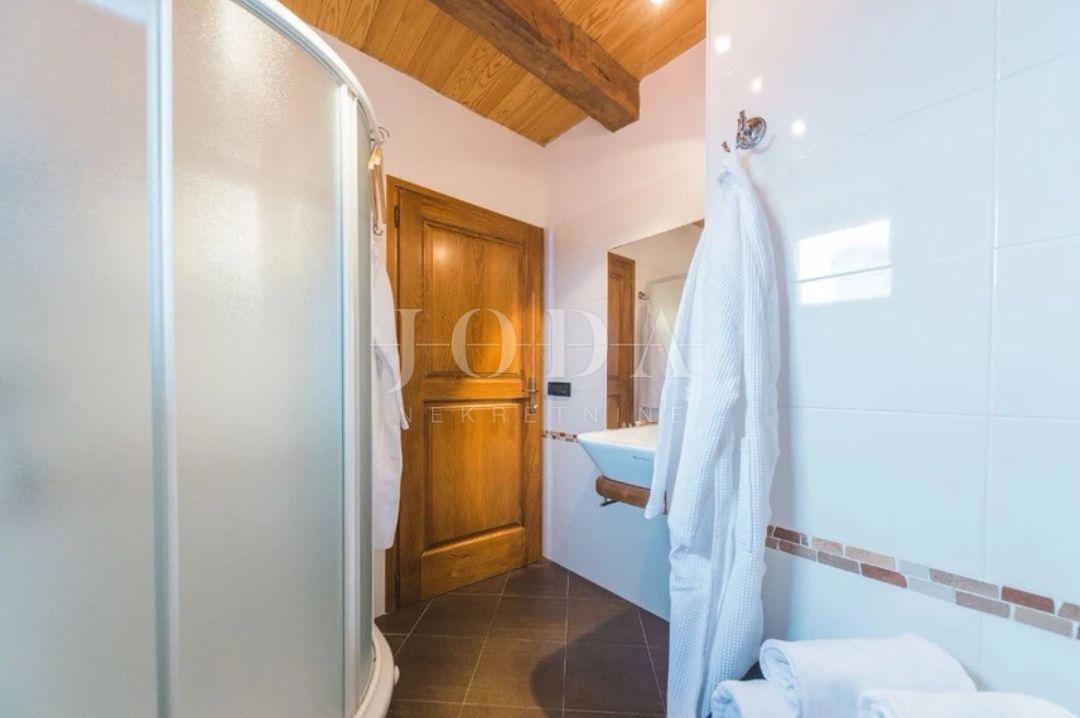 Hiša Oprtalj, 167m2