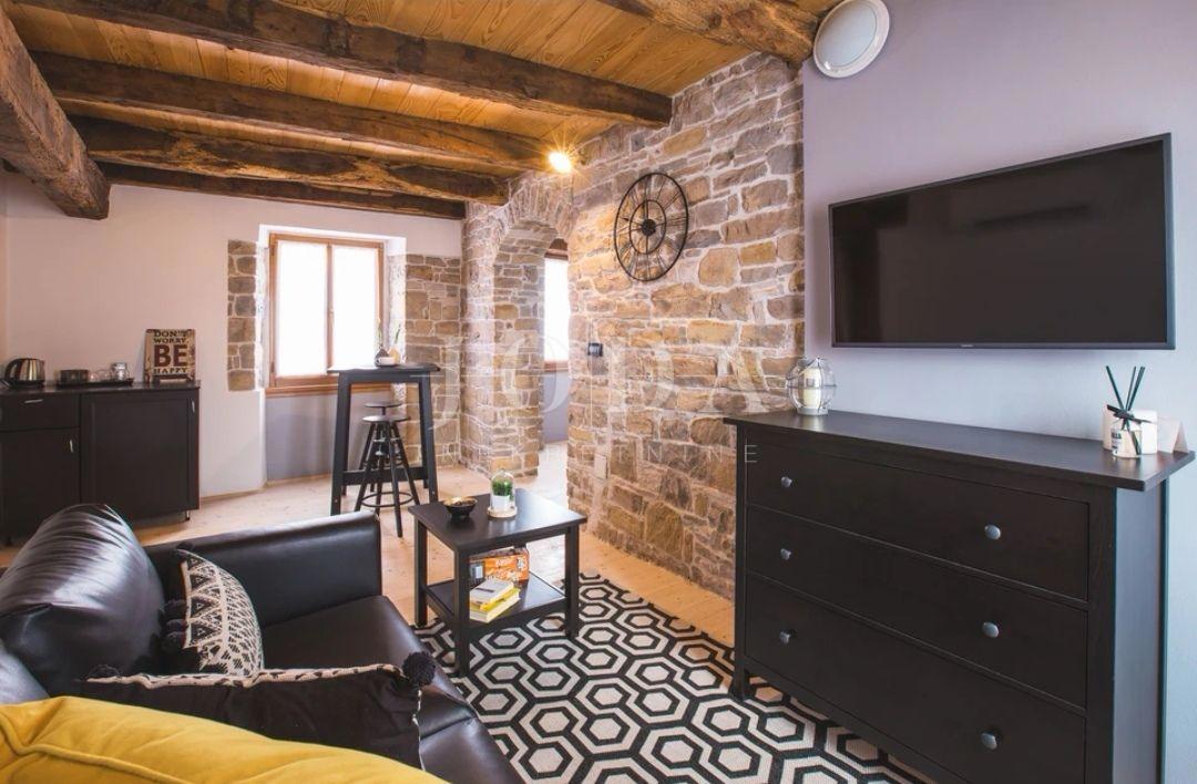 Hiša Oprtalj, 167m2