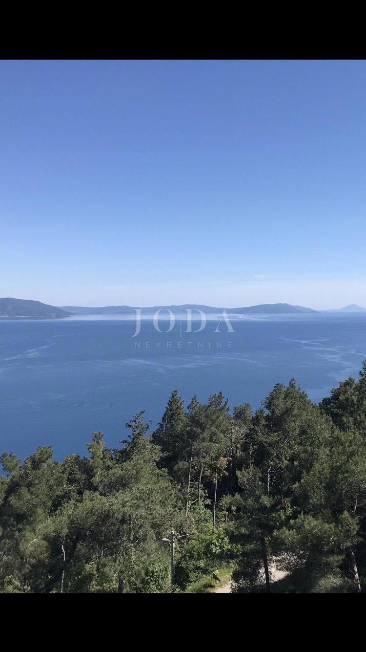 Zemljišče Plomin, Kršan, 1.018m2