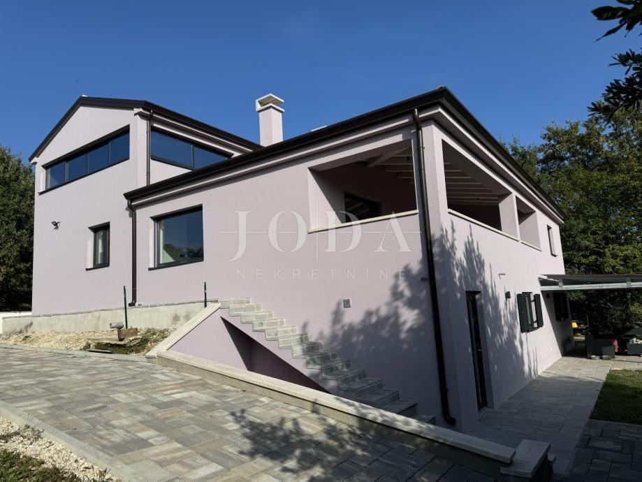 Hiša Gračišće, 303m2