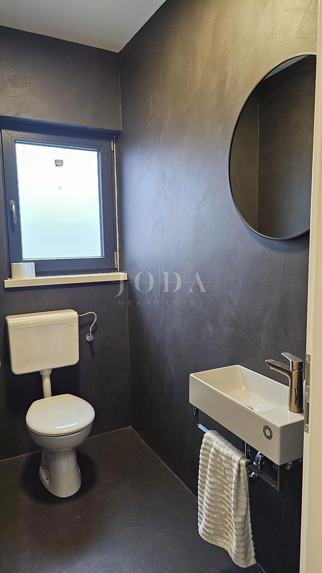 Hiša Gračišće, 303m2