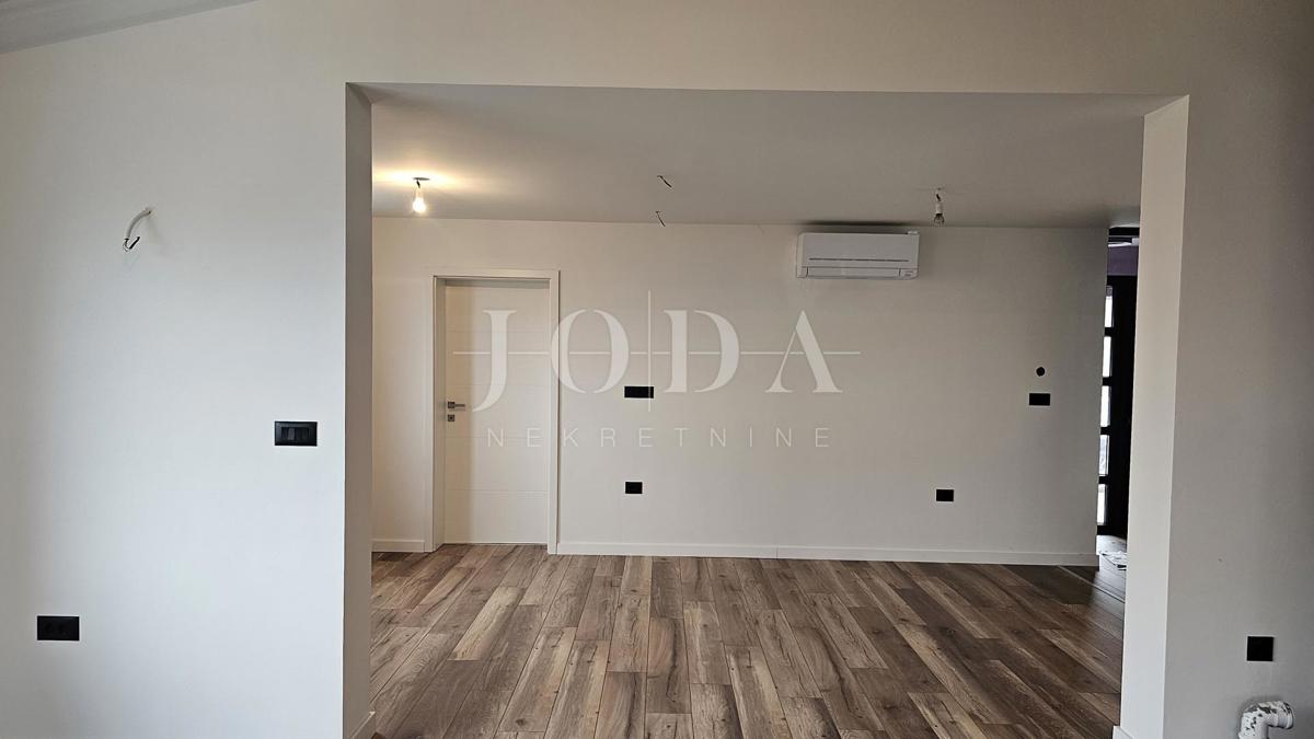 Hiša Gračišće, 303m2