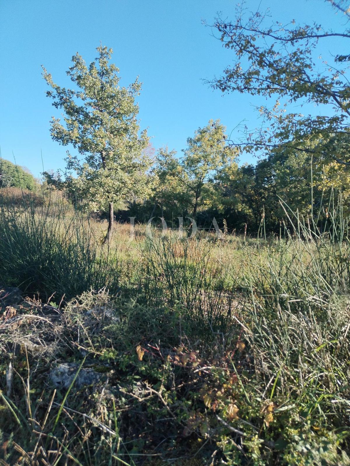 Zemljišče Labin, 950m2