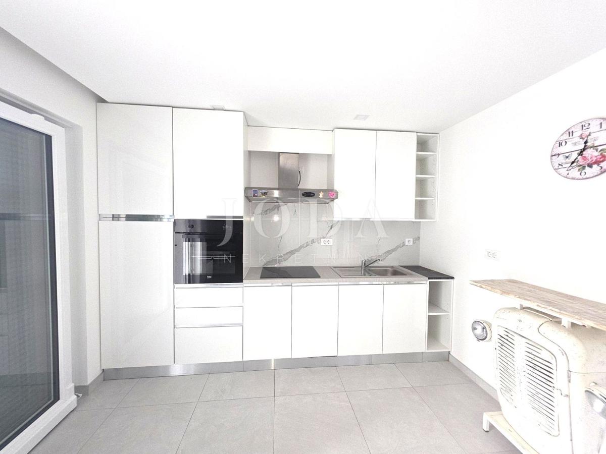 Stanovanje Crikvenica, 70,06m2