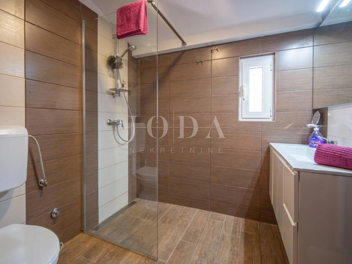 Hiša Lič, Fužine, 88m2