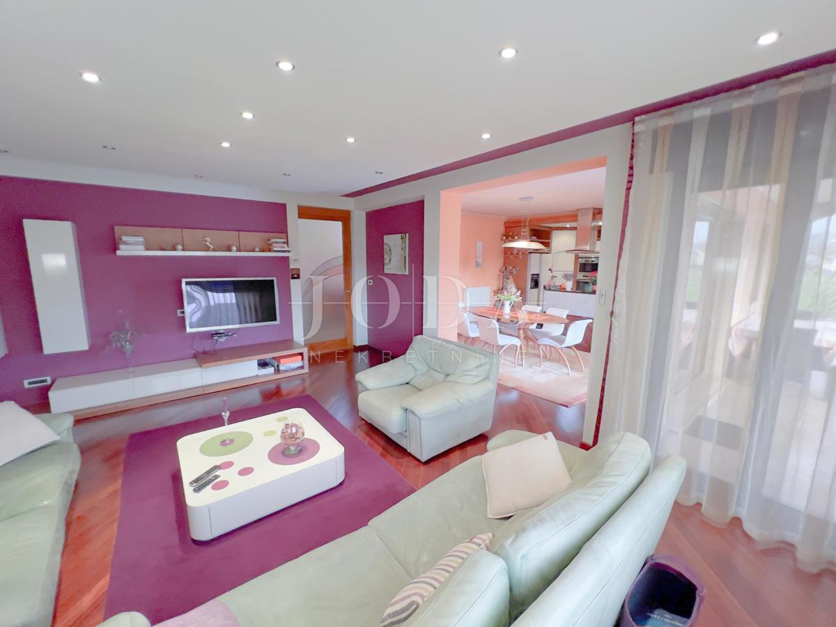 Grobnik, samostojna hiša s poslovnim prostorom na velikem zemljišču