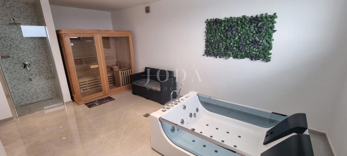 Hiša Šmrika, Kraljevica, 250m2