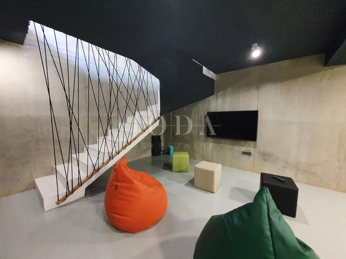 Hiša Baška, 270m2