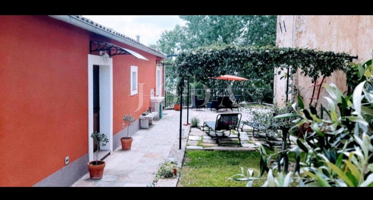 Hiša Motovun, 140m2