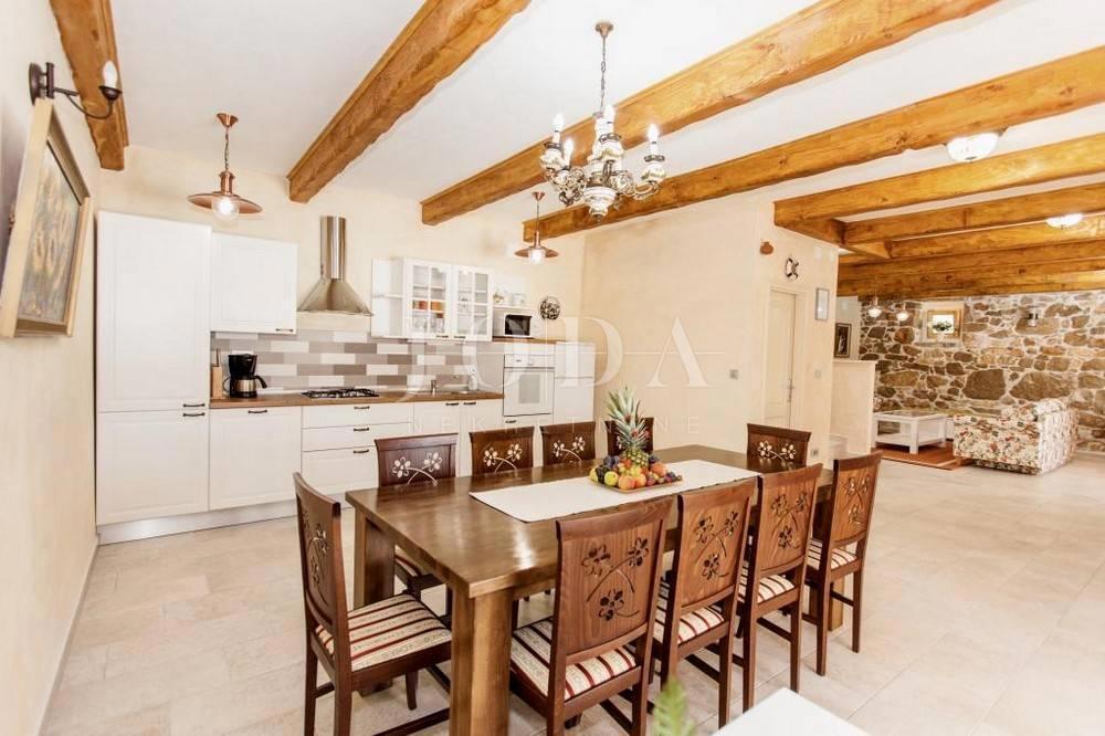 Renovirana kamnita hiša, otok Krk