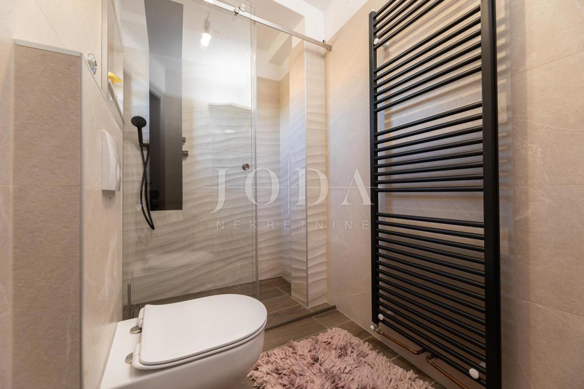 Luksuzna kamnita vila z bazenom, Vrbnik - otok Krk