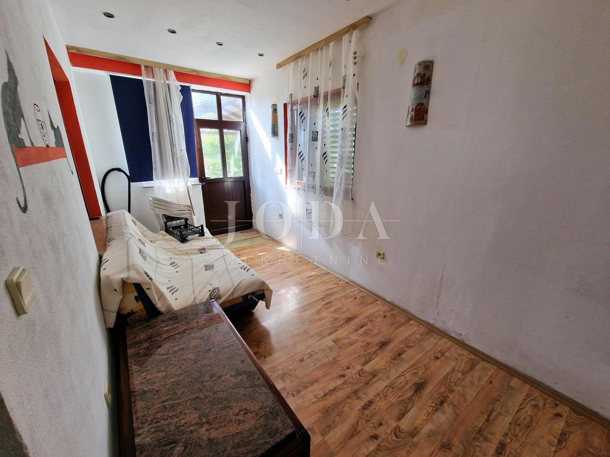 Nadstropje družinske hiše v bližini mesta Krk