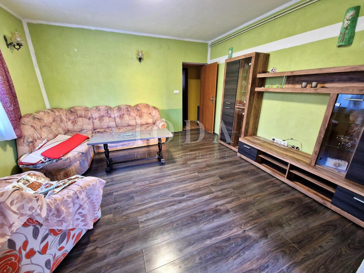 Nadstropje družinske hiše v bližini mesta Krk