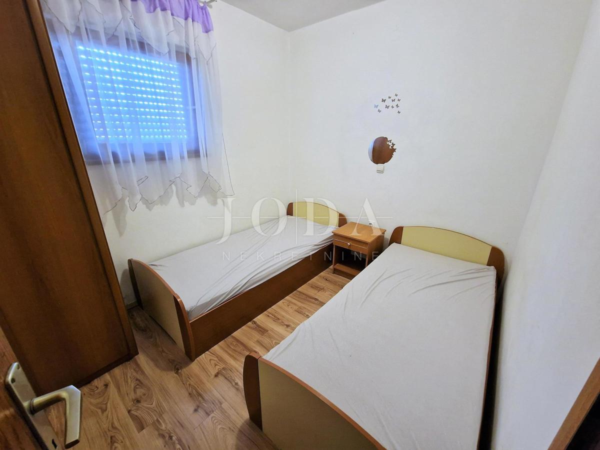 Nadstropje družinske hiše v bližini mesta Krk