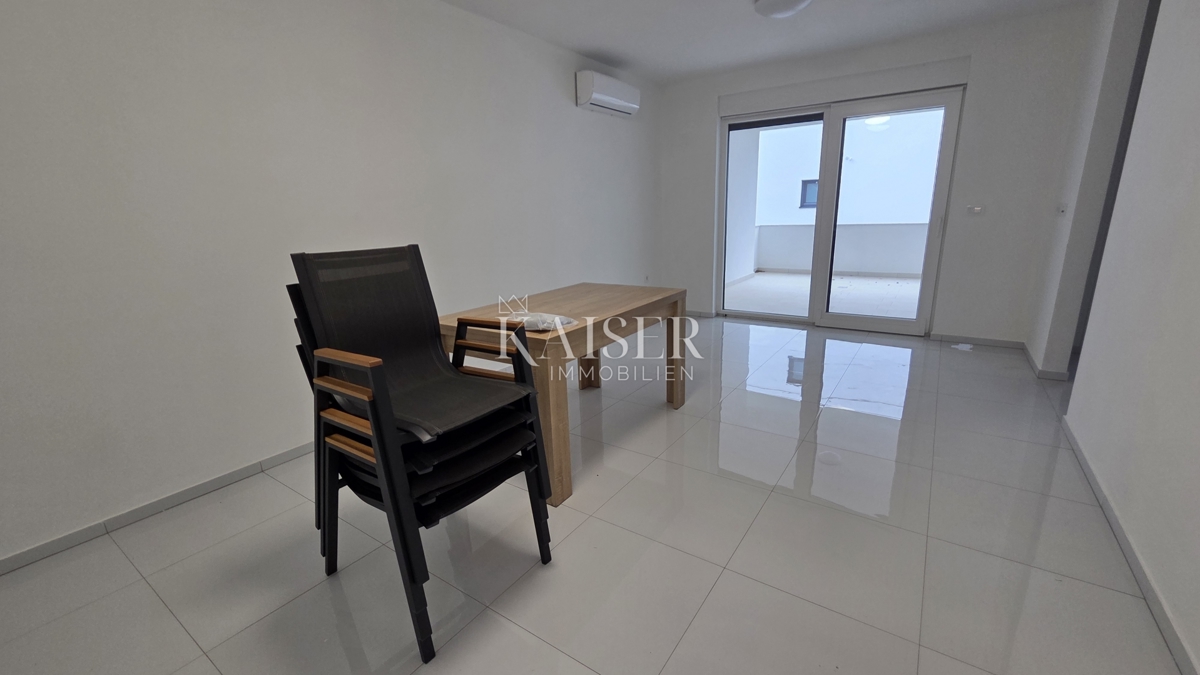 Novi Vinodolski - pritličje stanovanje S1 novogradnja 68m2