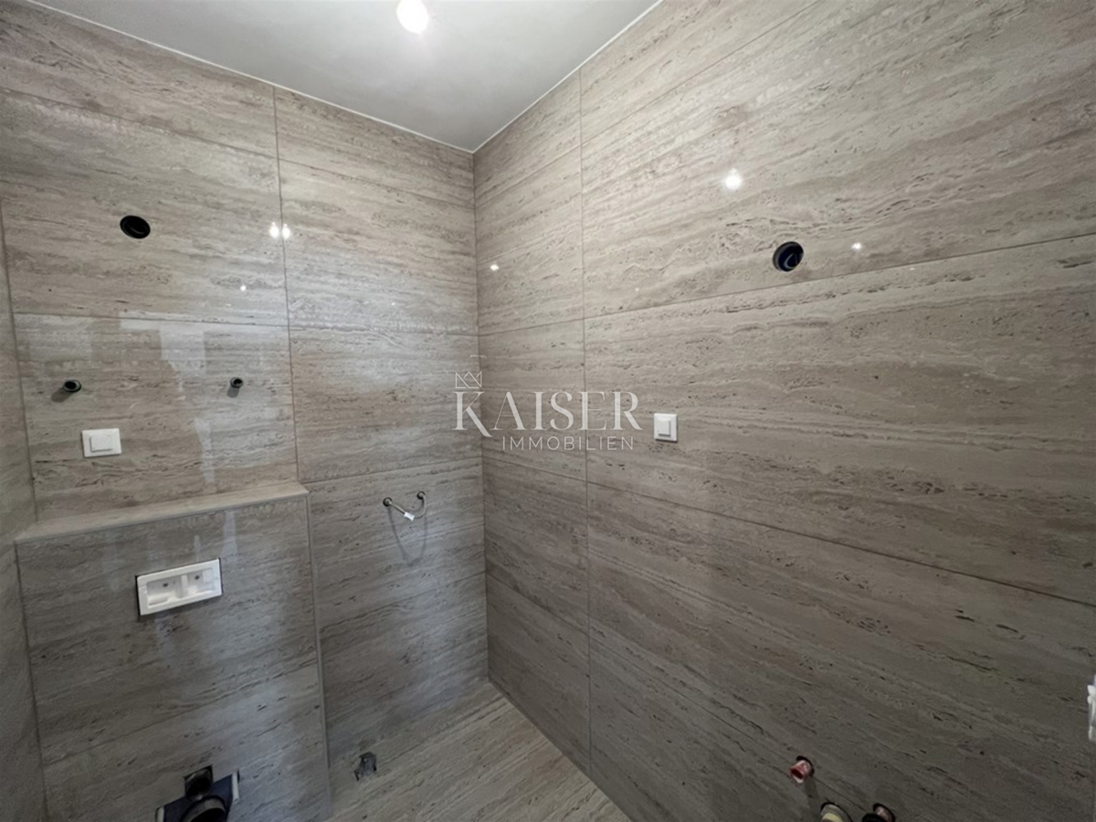 Otok Krk, Krk - luksuzni penthouse ob morju