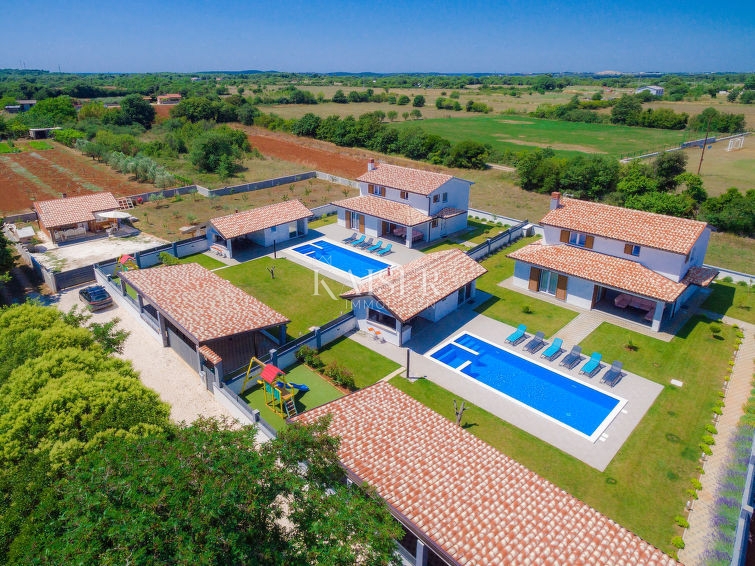 Hiša Pula, 140m2