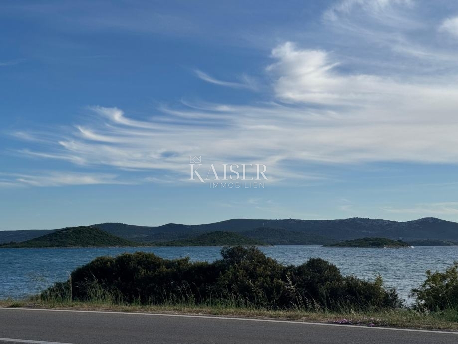 Zadar, Sveti Petar n/m, 2100 m2. prva vrsta do morja