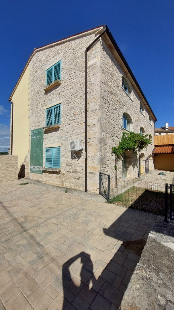 Istra, Buje, okolica - stanovanje 76m2, možnost najema in upravljanja