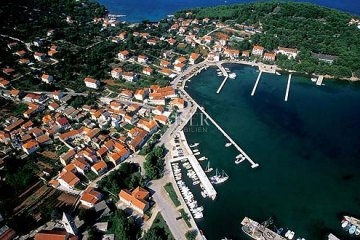 Zadar, Kukljica - PRILOŽNOST gradbeno zemljišče s pogledom na Zadrski kanal