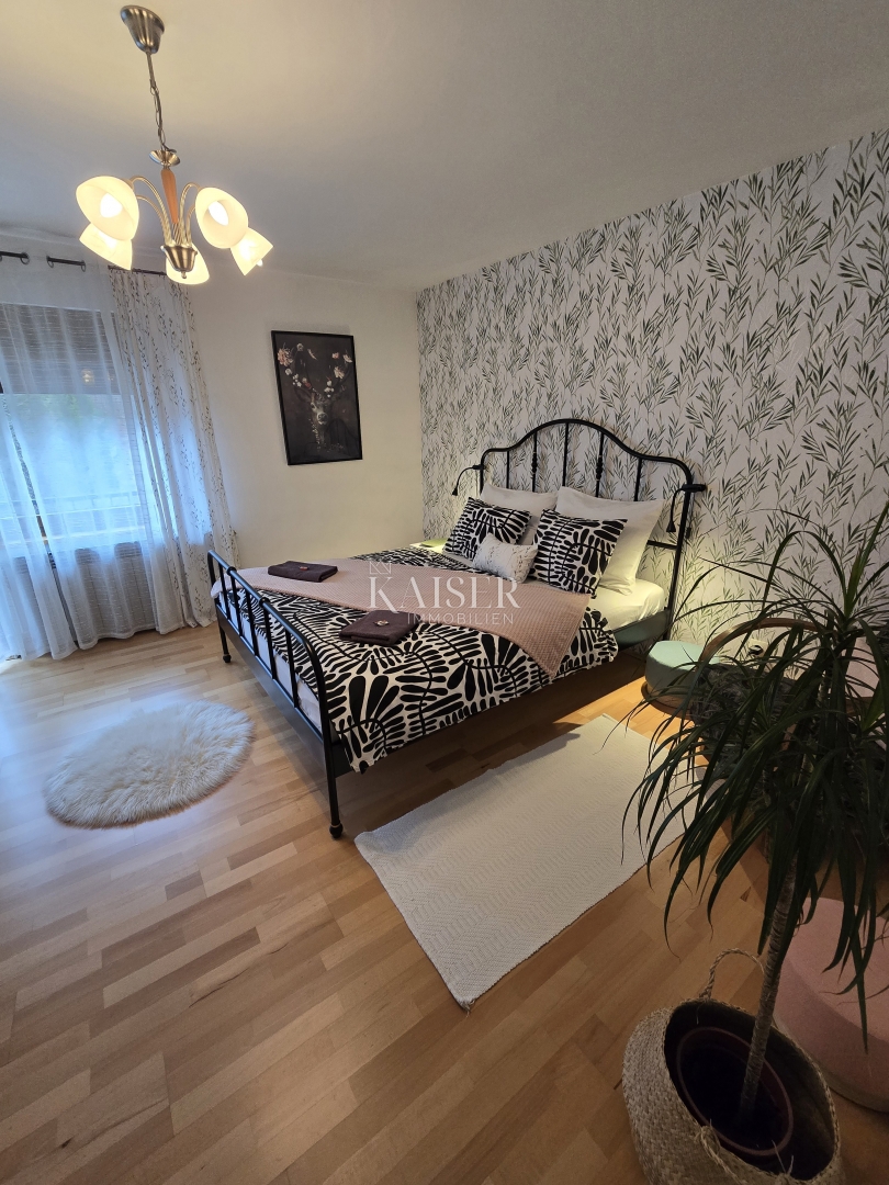 Delnice - hiša s petimi stanovanji, IDEALNA PRILOŽNOST ZA INVESTITORJE