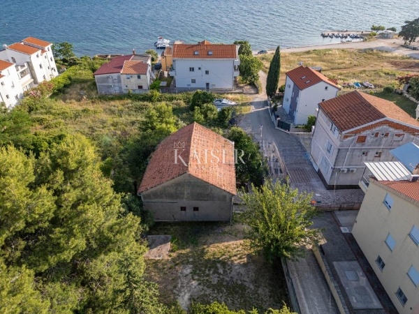 Zadar, Sv. Petar na Moru - samostojna hiša 50 m od morja na mirni lokaciji, idealna za bivanje ali turizem