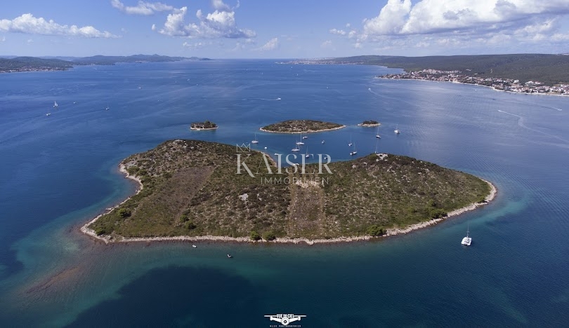 Zadar, Sv. Petar na Moru - samostojna hiša 50 m od morja na mirni lokaciji, idealna za bivanje ali turizem