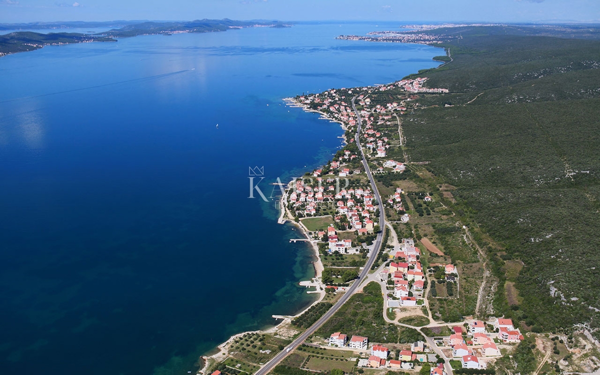 Zadar, Sv. Petar na Moru - samostojna hiša 50 m od morja na mirni lokaciji, idealna za bivanje ali turizem