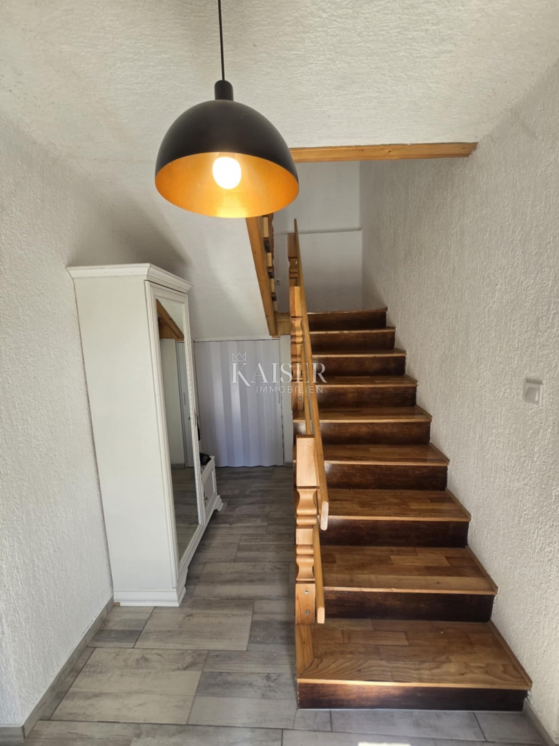 Crikvenica, Grižane - samostojna obnovljena kamnita hiša