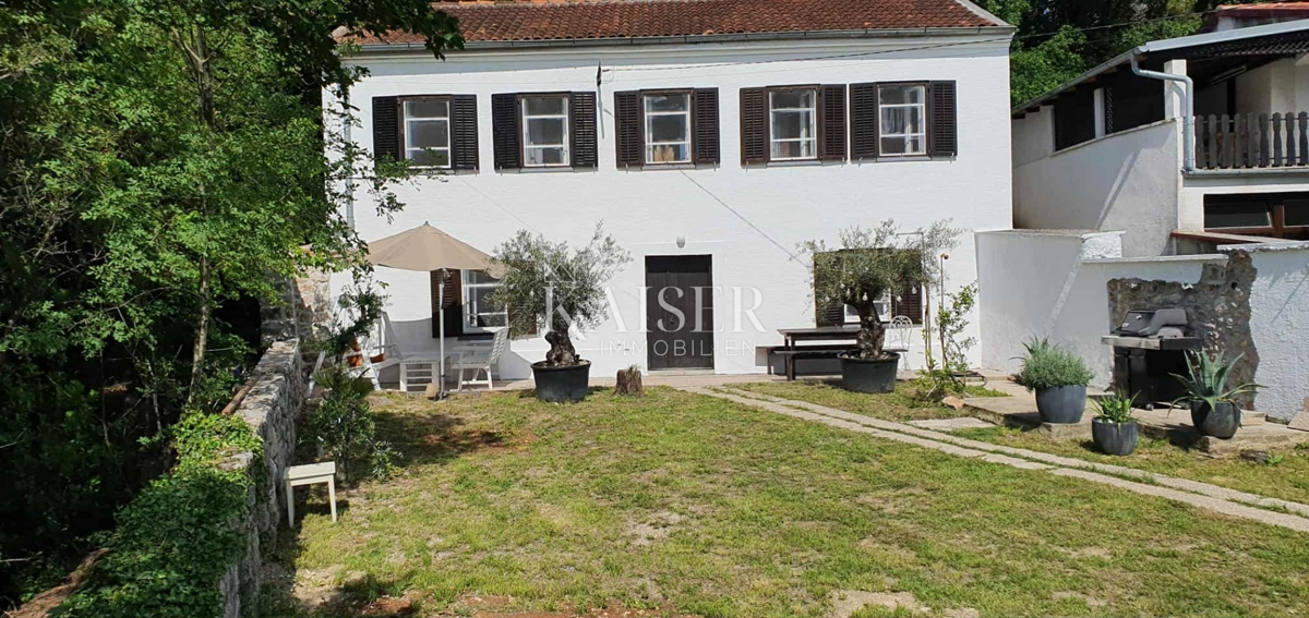 Crikvenica, Grižane - samostojna obnovljena kamnita hiša