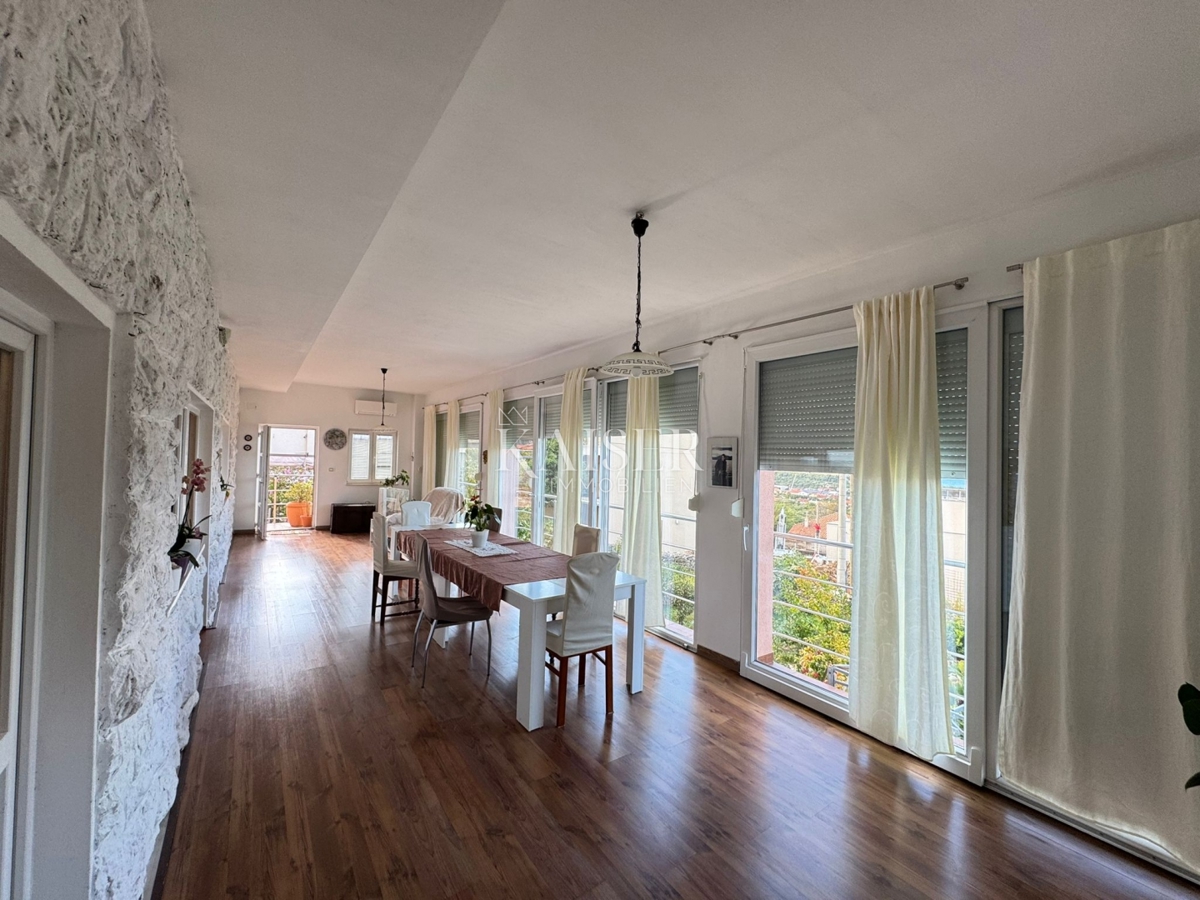 Kraljevica, družinska hiša s panoramskim razgledom