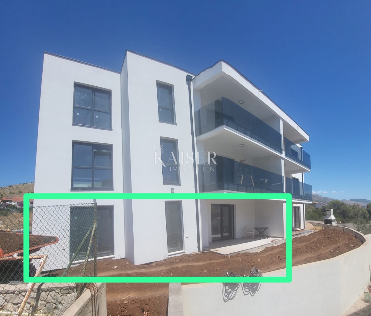 ŠIBENIK, GREBAŠTICA – EKSKLUZIVNO STANOVANJE V NOVI LUKSUZNI ZGRADBI