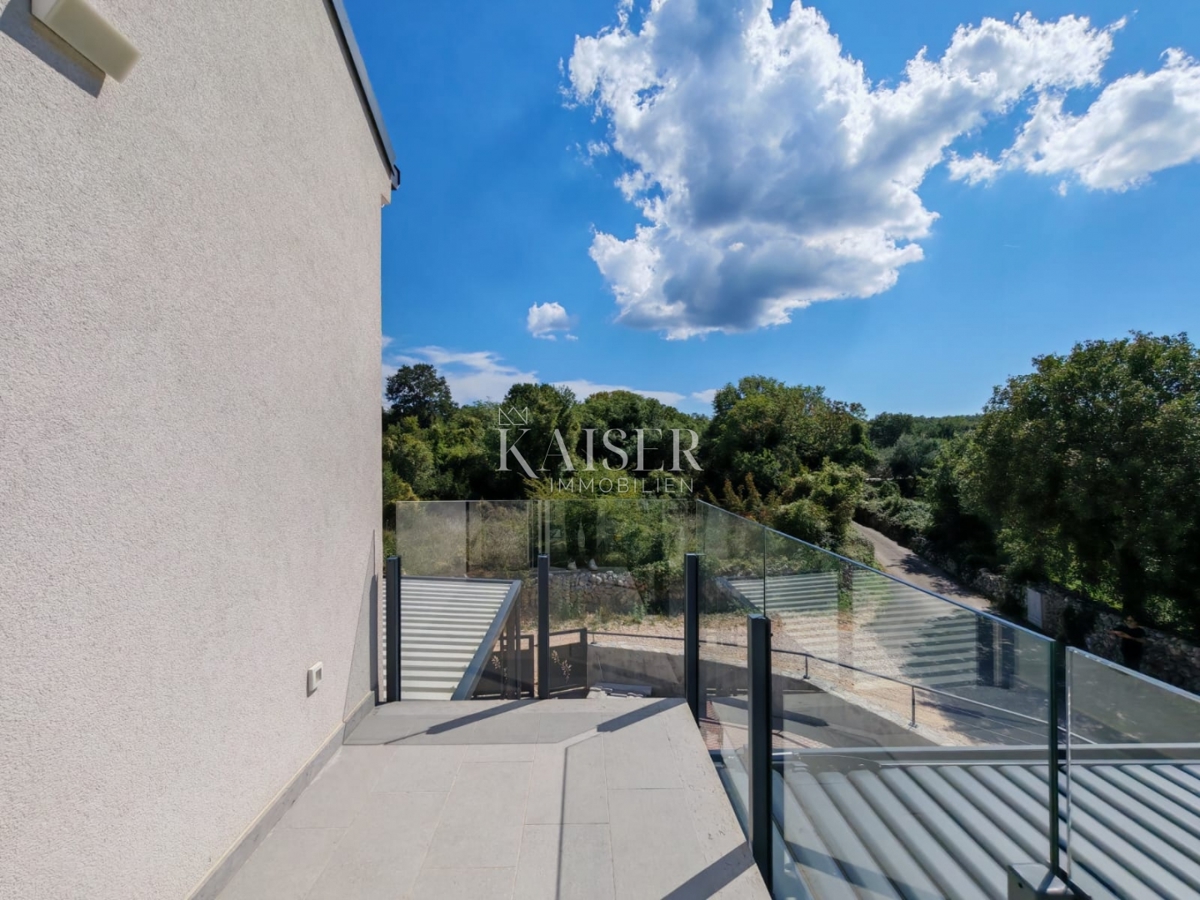 Vila Malinska, Malinska-Dubašnica, 200m2