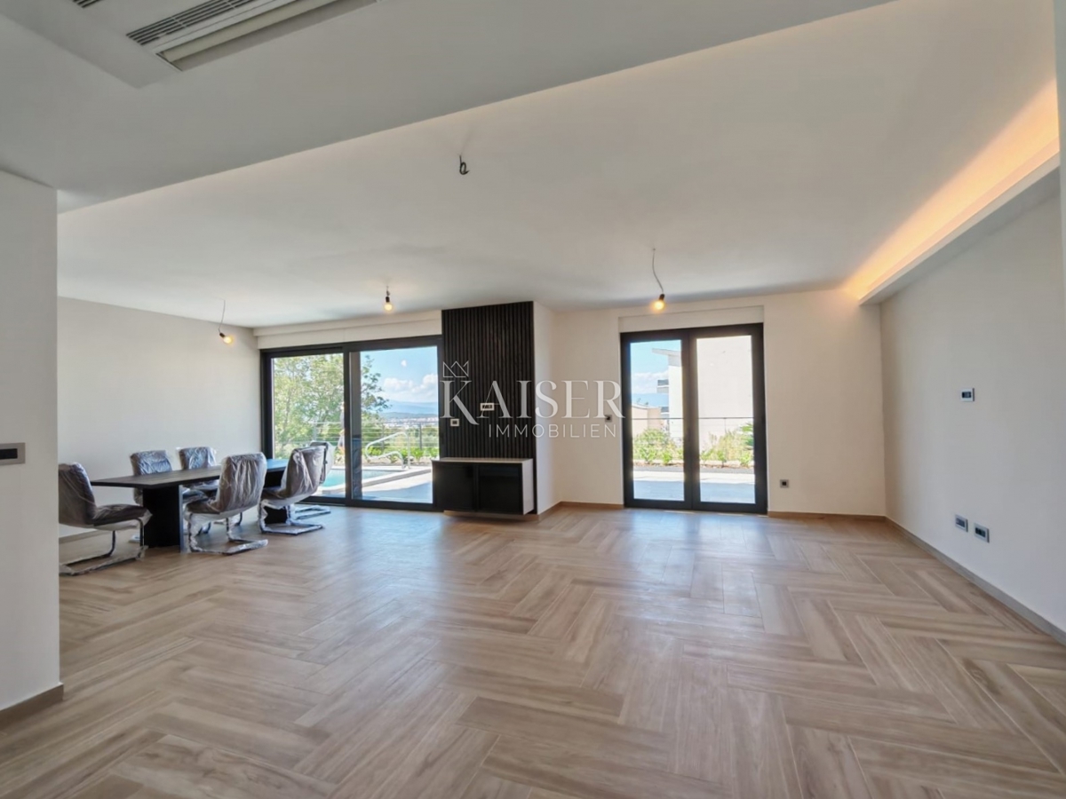 Vila Malinska, Malinska-Dubašnica, 200m2