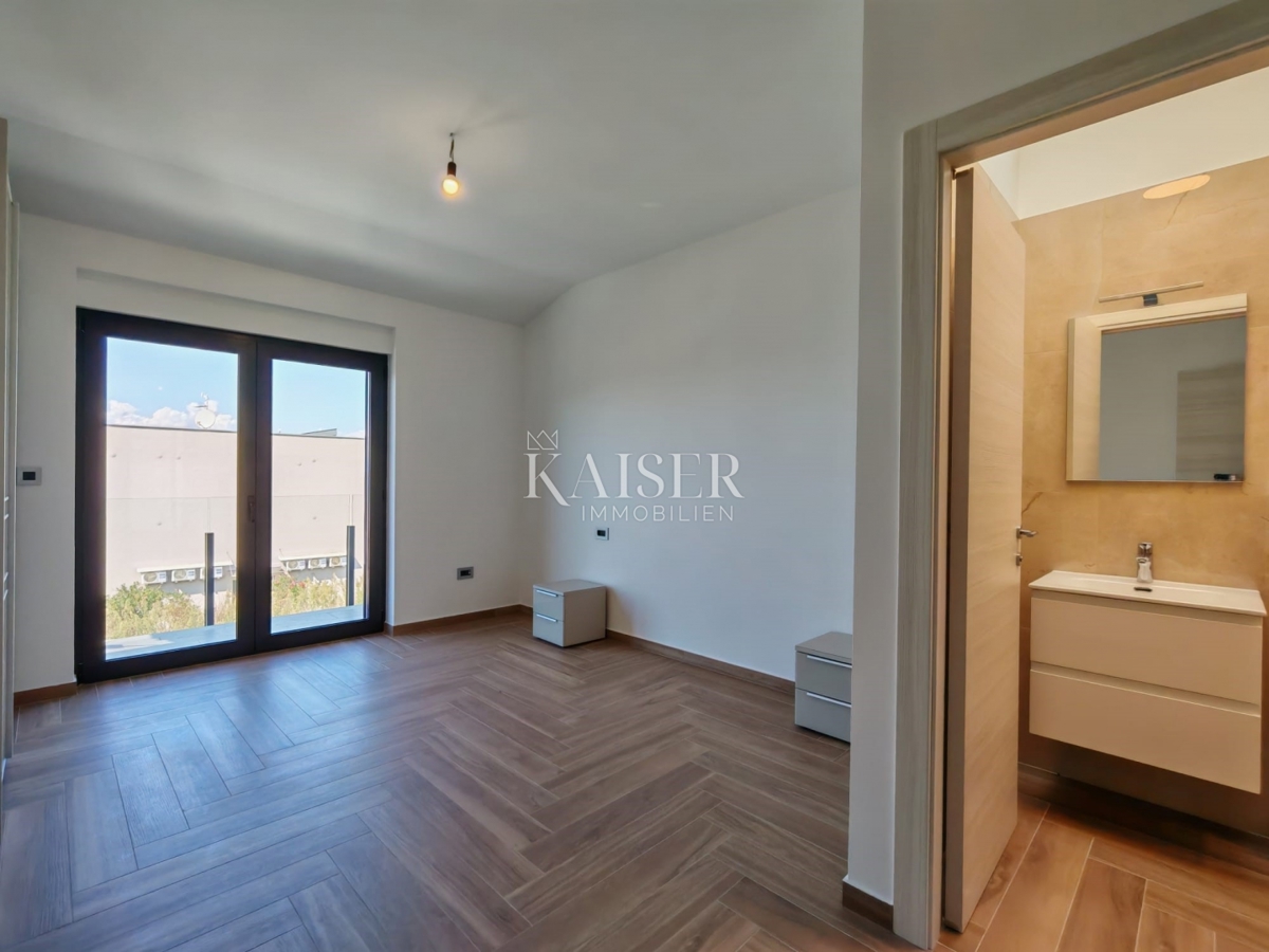 Vila Malinska, Malinska-Dubašnica, 200m2