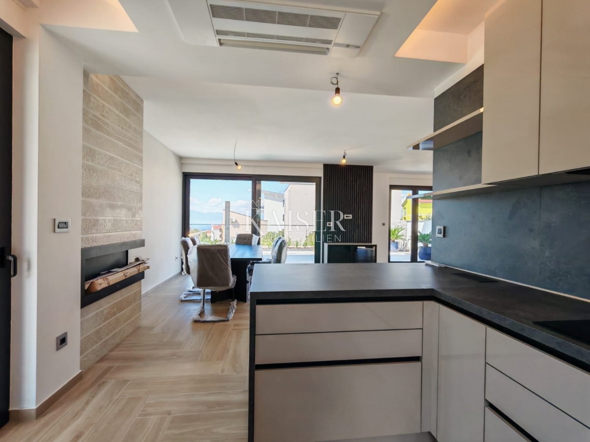 Vila Malinska, Malinska-Dubašnica, 200m2