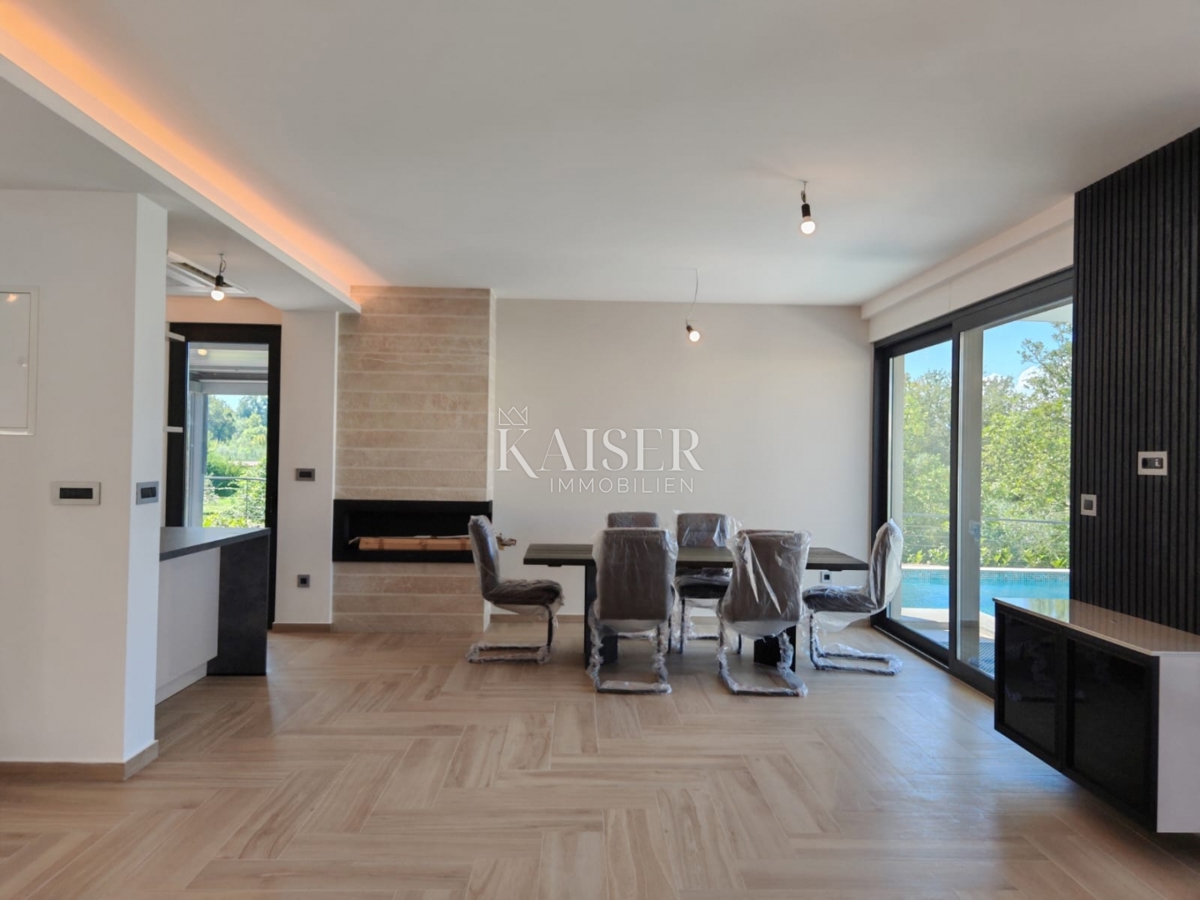 Vila Malinska, Malinska-Dubašnica, 200m2