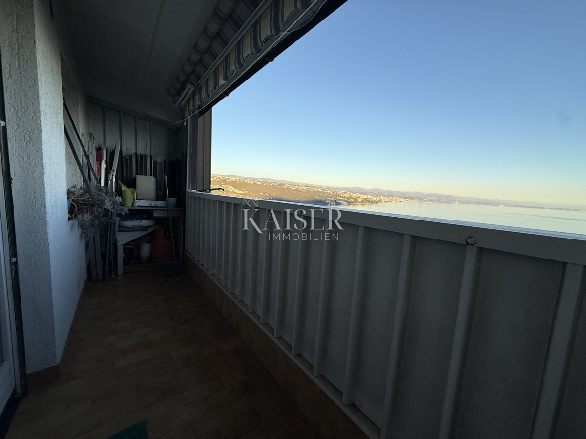 Opatija, stanovanje s panoramskim razgledom na Kvarner