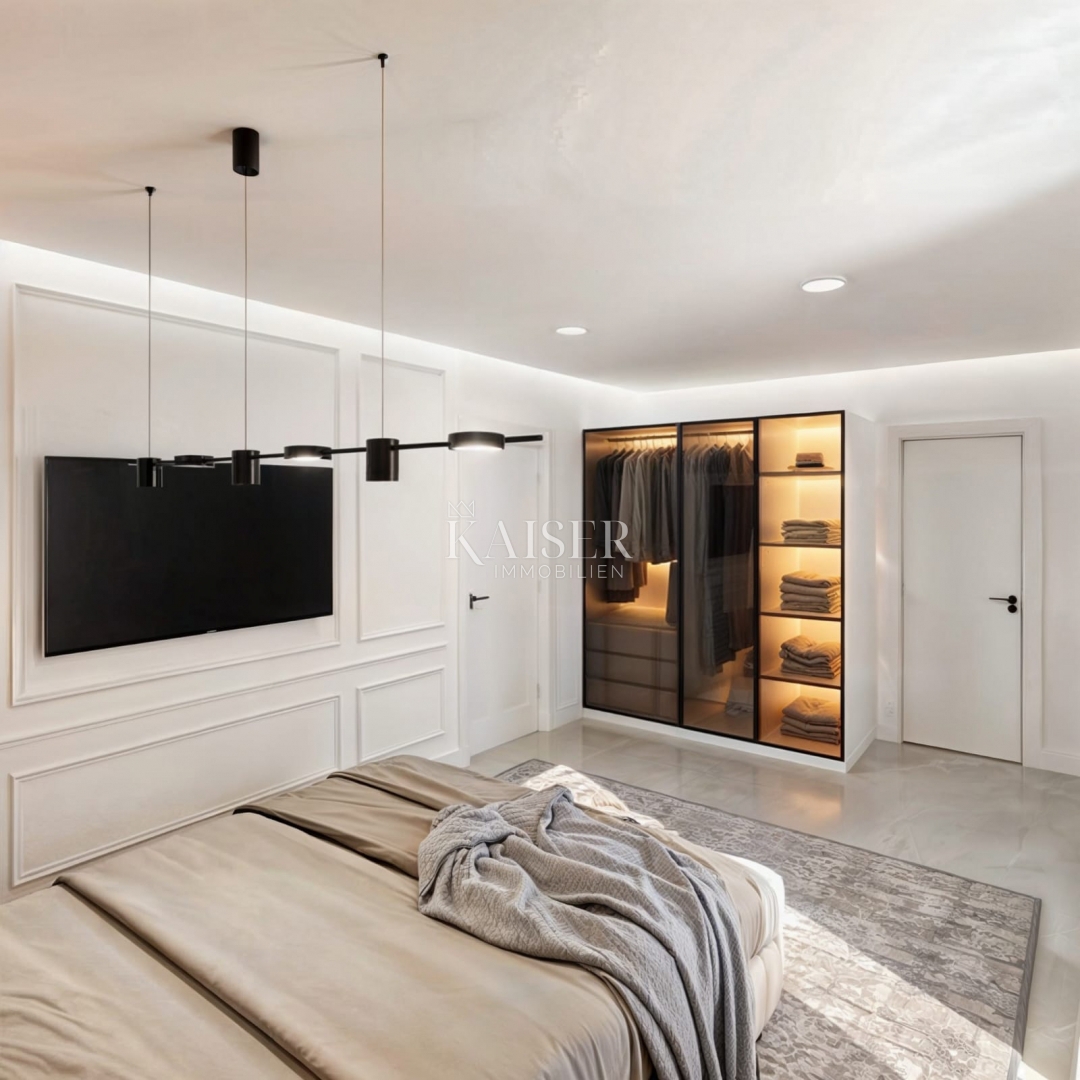 Istra, Brtonigla, moderna polpritlična hiša z bazenom