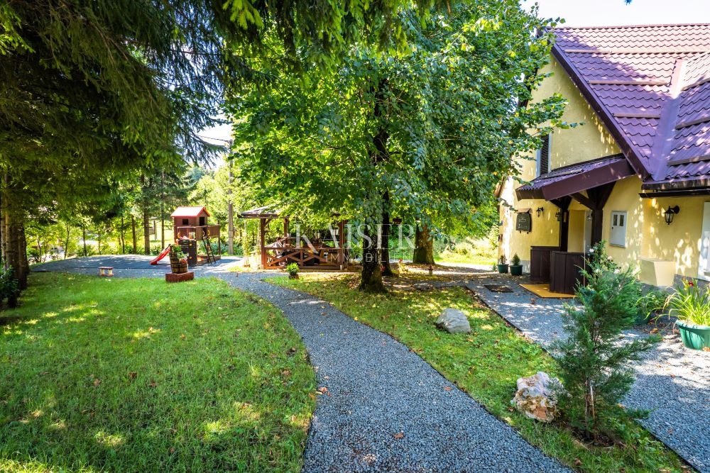 Hiša Slavica, Fužine, 260m2