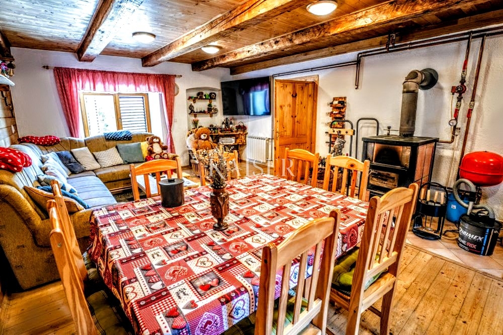 Hiša Slavica, Fužine, 260m2