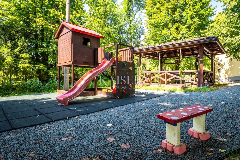 Hiša Slavica, Fužine, 260m2