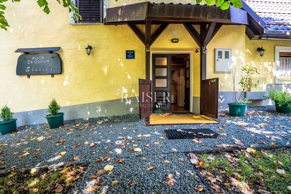 Hiša Slavica, Fužine, 260m2