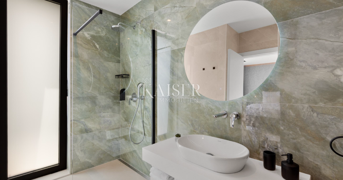 Istra - Poreč, luksuzna vila s pogledom na morje