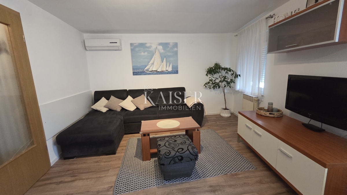 Crikvenica, Selce - na novo obnovljena hiša v starem mestnem jedru z 2 apartmajema