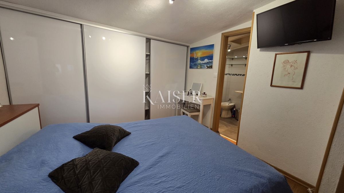 Crikvenica, Selce - na novo obnovljena hiša v starem mestnem jedru z 2 apartmajema