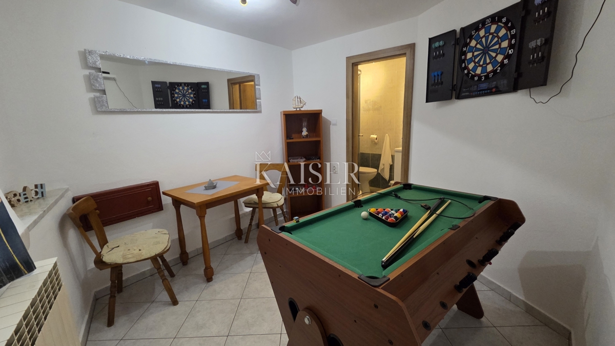 Crikvenica, Selce - na novo obnovljena hiša v starem mestnem jedru z 2 apartmajema