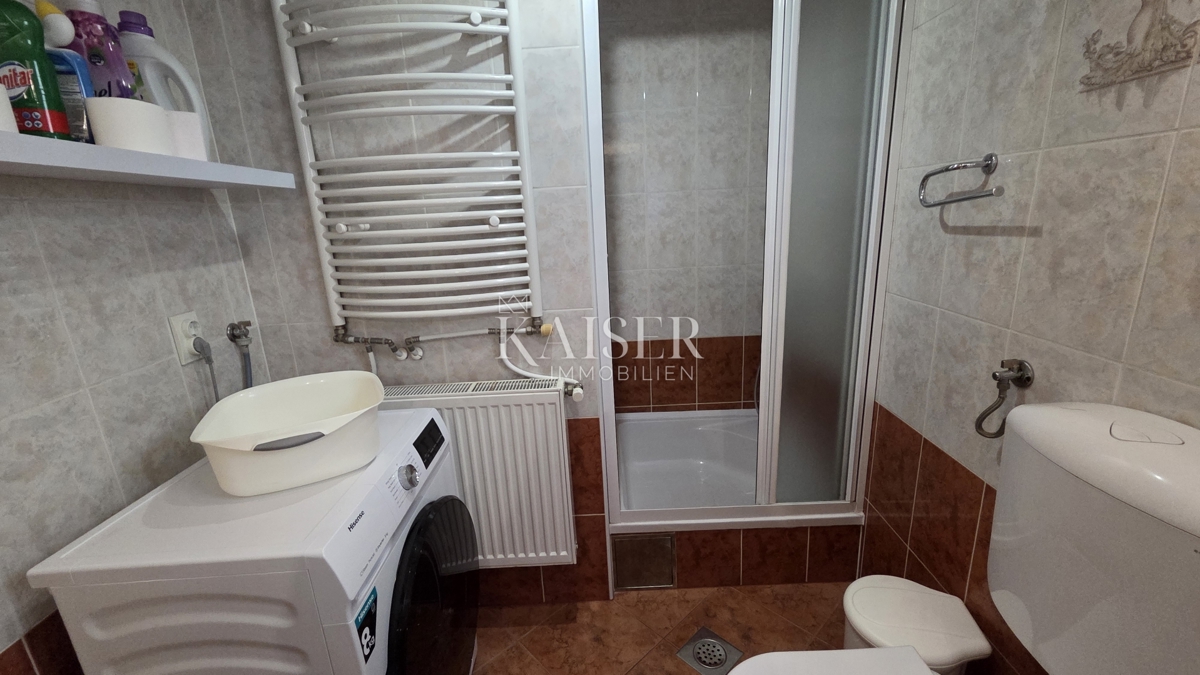 Crikvenica, Selce - na novo obnovljena hiša v starem mestnem jedru z 2 apartmajema