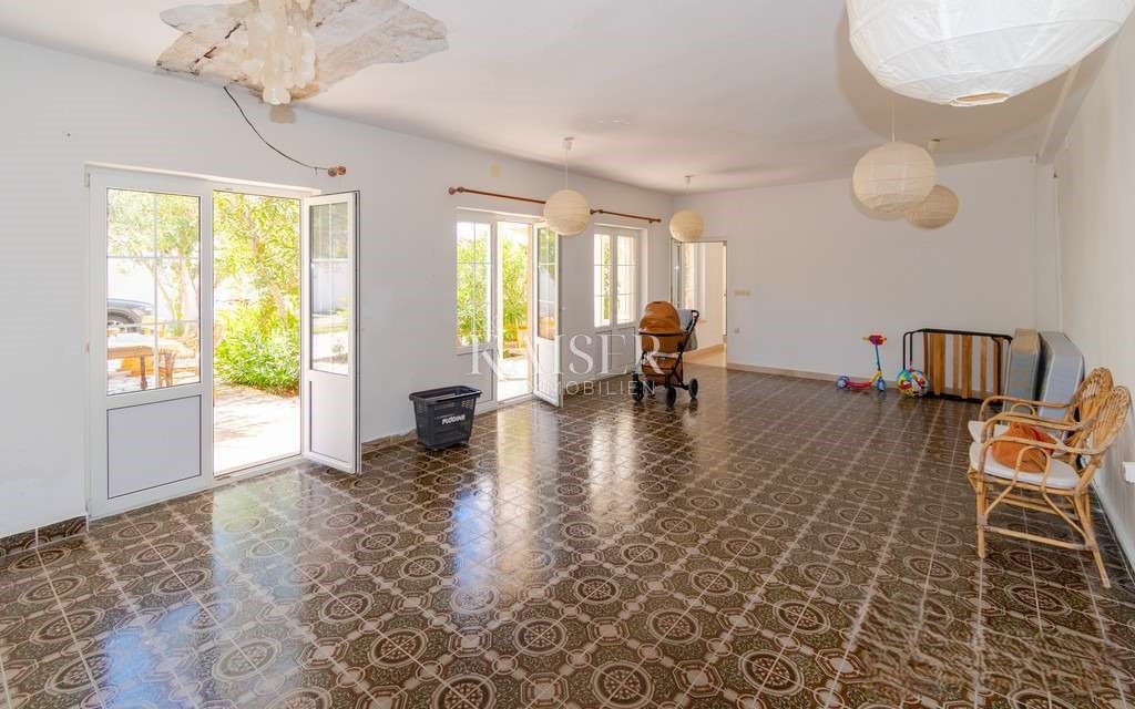 Otok Pag - hiša ob morju