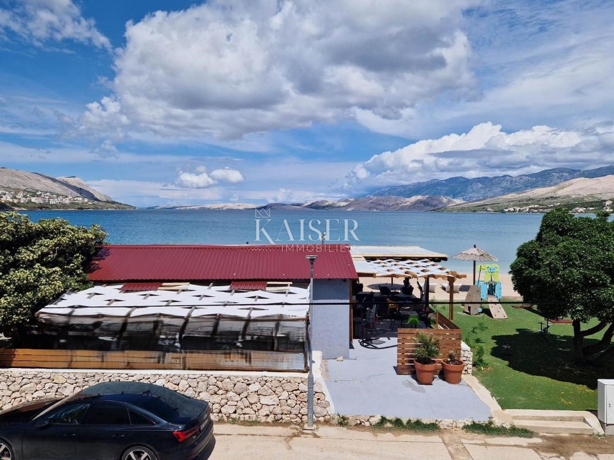 Otok Pag - hiša ob morju